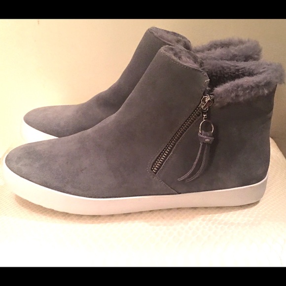 NWOB Rebecca Minkoff Grey Zip Bootie - Picture 1 of 1